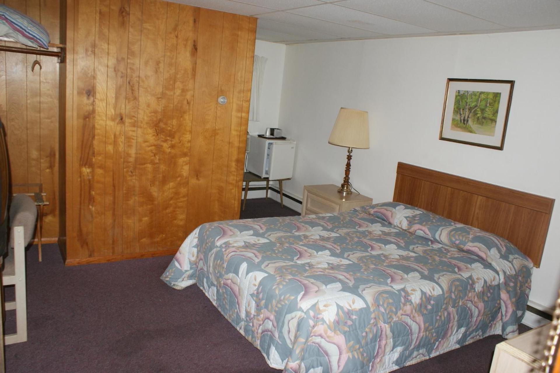Northern Peaks Motor Inn Gorham Exterior photo
